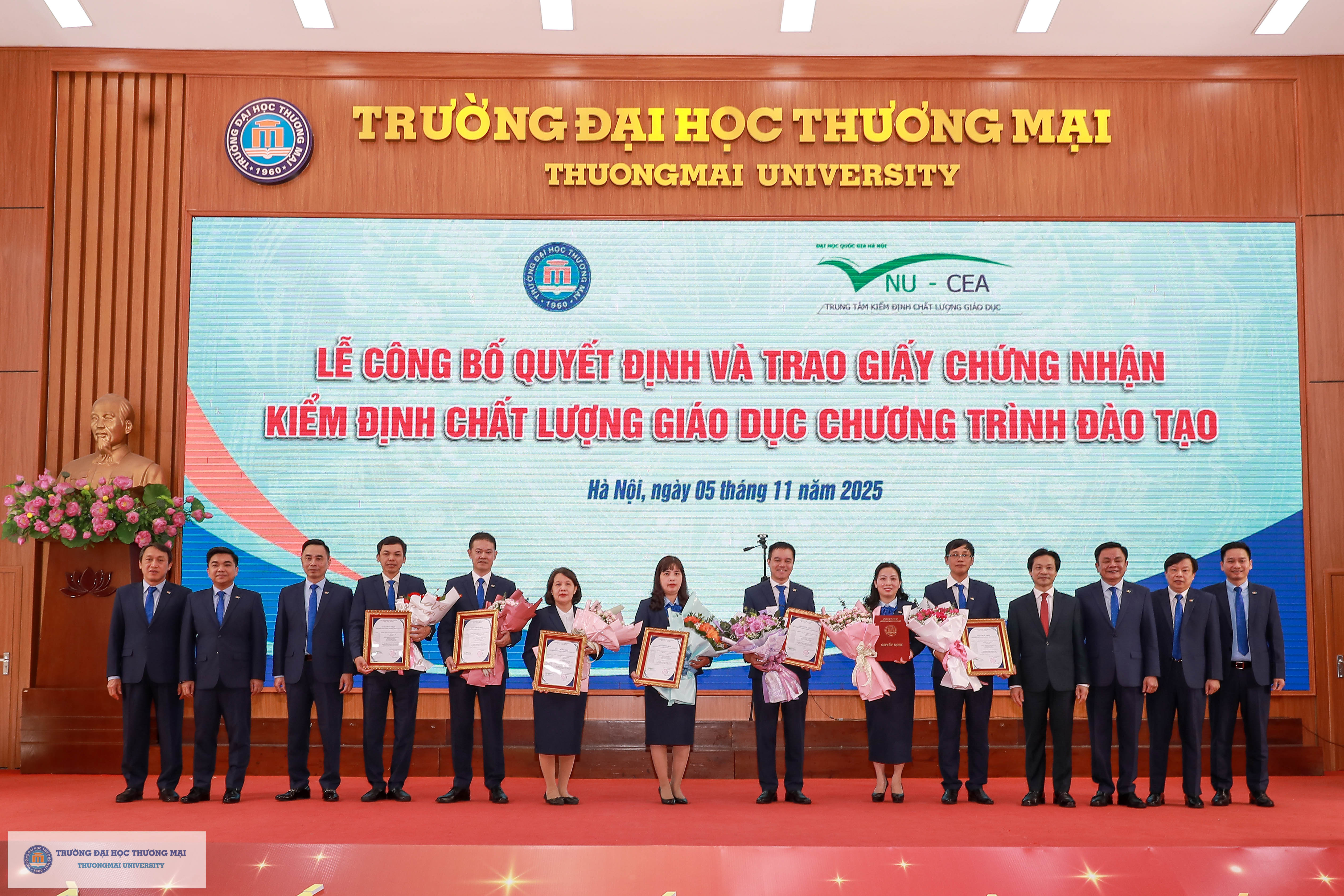 Lễ Công bố Quyết định và Trao Giấy chứng nhận Kiểm định chất lượng giáo dục 06 chương trình đào tạo Thạc sĩ và Giấy chứng nhận xếp hạng đối sánh UPM cho 05 chương trình đào tạo trình độ đại học Trường Đại học Thương mại
