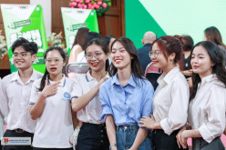 SINH VIÊN ĐẠI HỌC THƯƠNG MẠI THAM GIA CUỘC THI "SINH VIÊN THẾ HỆ MỚI 2023": THÚC ĐẨY TINH THẦN NGƯỜI TRẺ CÓ TRÁCH NHIỆM VỚI CỘNG ĐỒNG